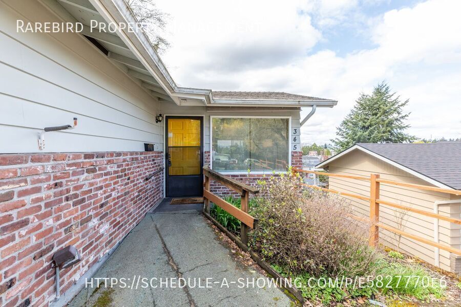 343345-345 NE 62nd Ave in Portland, OR - Building Photo