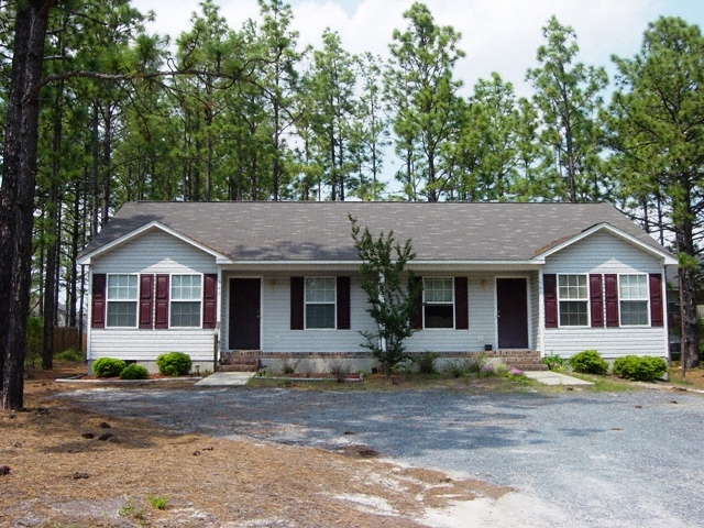 Woodgreen II Apartments in Aberdeen, NC - Foto de edificio