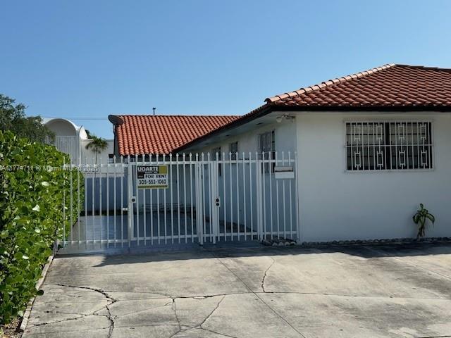 3230 SW 27th St in Miami, FL - Building Photo