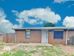 111 Cindy Ln in Weatherford, TX - Building Photo - Building Photo