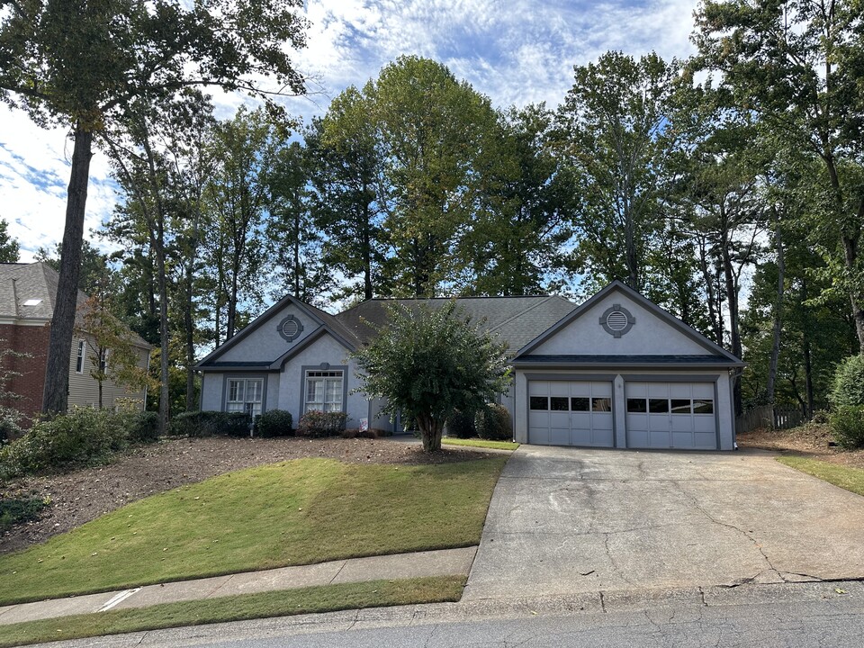 1145 Arborhill Dr in Woodstock, GA - Building Photo