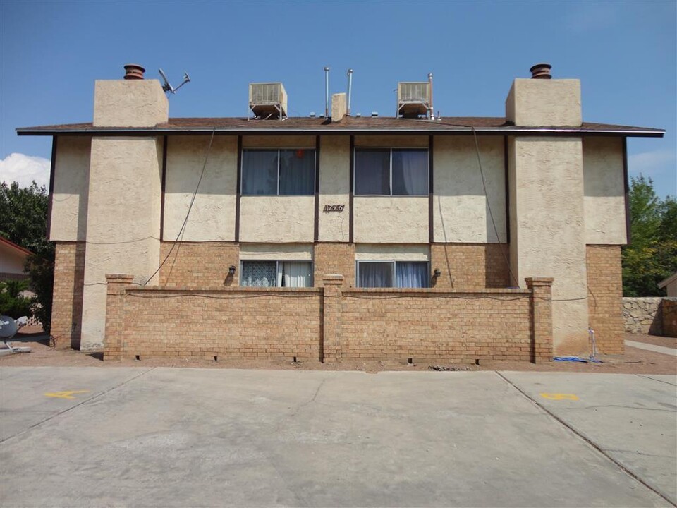 1746 Pico Alto Dr in El Paso, TX - Building Photo