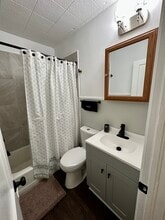 528 Fleming St in Hendersonville, NC - Building Photo - Building Photo