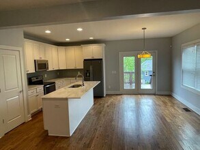 1714A McKinney Ave in Nashville, TN - Building Photo - Building Photo