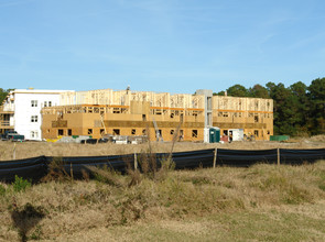 South Harbour Station in Southport, NC - Building Photo - Building Photo