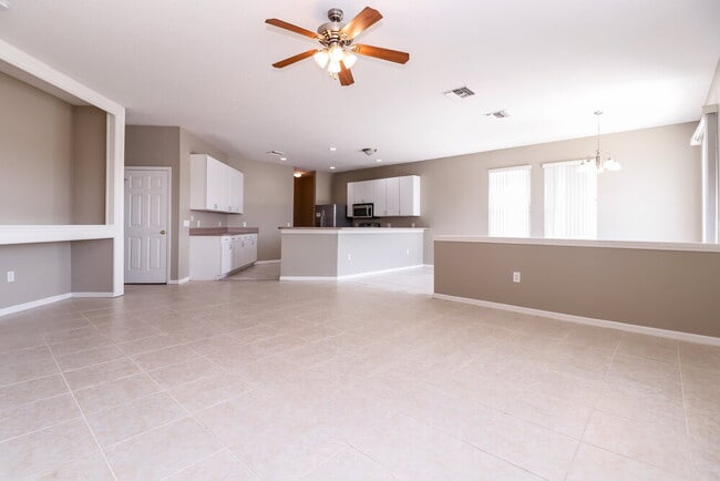 13503 Copper Belly Ct in Riverview, FL - Foto de edificio - Building Photo