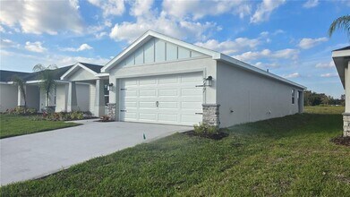 747 Cypress Creek Run in St. Cloud, FL - Building Photo - Building Photo