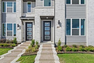 9617 Dahlia Blvd in Mesquite, TX - Building Photo - Building Photo