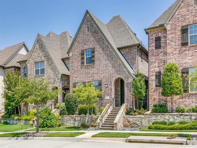 property at 4864 Isleworth Dr