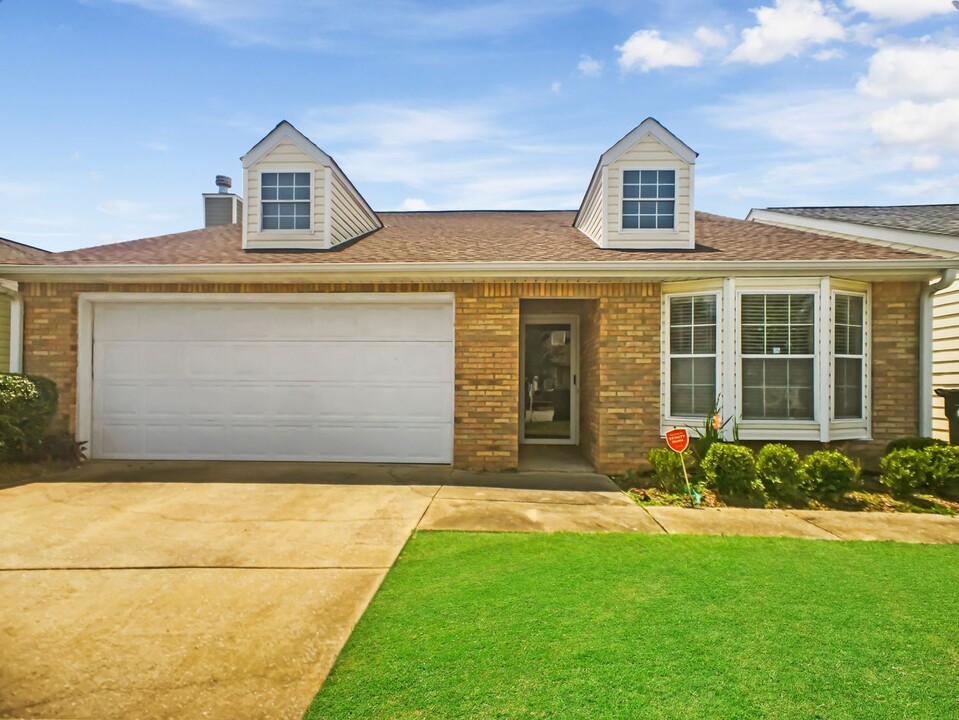 1432 Southern Gardens Dr in Tuscaloosa, AL - Building Photo