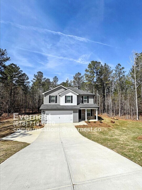 75 Heyman Dr in Covington, GA - Building Photo