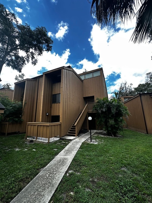 property at 252 Crown Oaks Way