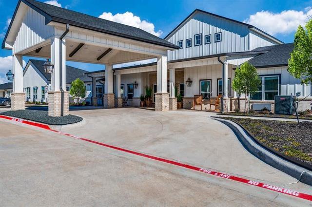 820 W McLeroy Blvd in Saginaw, TX - Building Photo - Building Photo