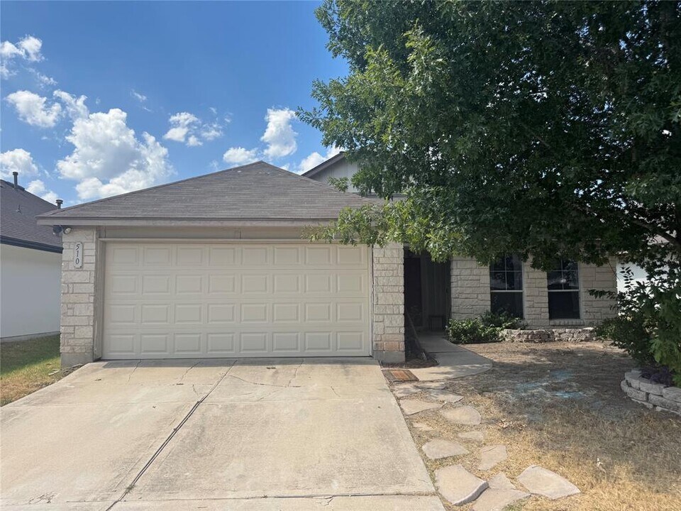 510 Red Tails Dr in Austin, TX - Building Photo