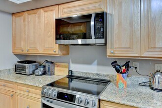 1269 Dockside Pl in Sarasota, FL - Building Photo - Building Photo