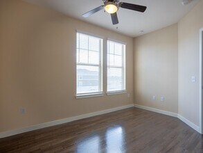 4071 Schurmier Rd in Houston, TX - Building Photo - Building Photo