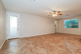 15137 W Alexandria Way in Surprise, AZ - Building Photo - Building Photo