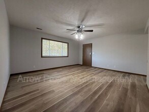 535 Oak St in Valparaiso, NE - Building Photo - Building Photo