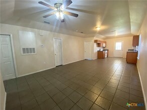 239 Rosalie Dr in New Braunfels, TX - Building Photo - Building Photo
