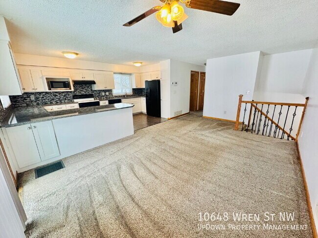 10648 Wren St NW in Coon Rapids, MN - Building Photo - Building Photo