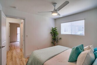 921 Alamitos Ave in Long Beach, CA - Building Photo - Building Photo