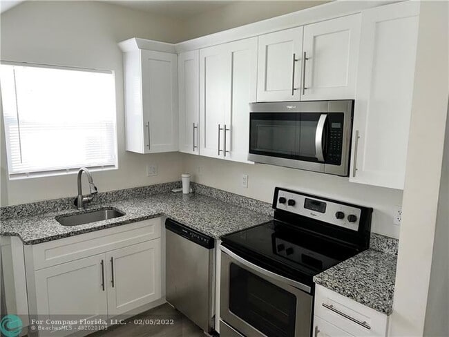 property at 627 Bunker Rd