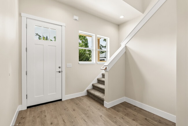 2278 Sandy Dr, Unit Unit C in Eugene, OR - Building Photo - Building Photo