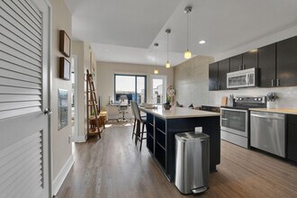 185 Channel St in San Francisco, CA - Building Photo - Building Photo