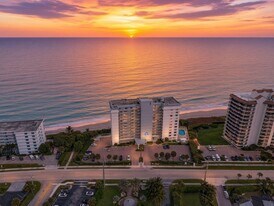 840 Ocean Dr in Juno Beach, FL - Building Photo