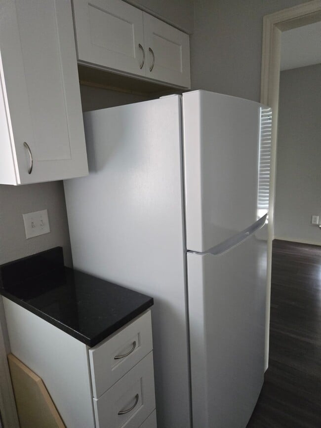 210 Shrum Ct, Unit 210 Shrum Court in Irving, TX - Foto de edificio - Building Photo