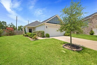 31711 Azzaro Cir in Fulshear, TX - Building Photo - Building Photo