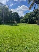 153 Meadowlark Dr in Royal Palm Beach, FL - Building Photo - Building Photo