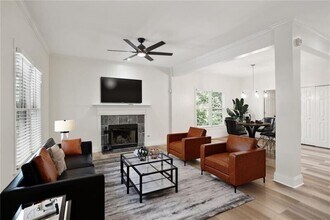2640 Oakdale St NW in Atlanta, GA - Building Photo - Building Photo