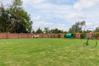 Landing at Willow Grove in Melissa, TX - Building Photo - Building Photo