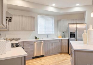 3521 W 16th Ave in Denver, CO - Foto de edificio - Building Photo