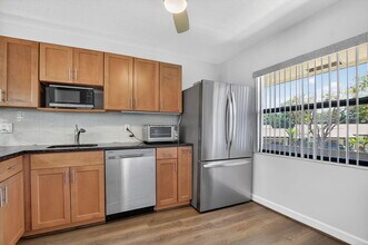 21911 Cypress Dr in Boca Raton, FL - Building Photo - Building Photo