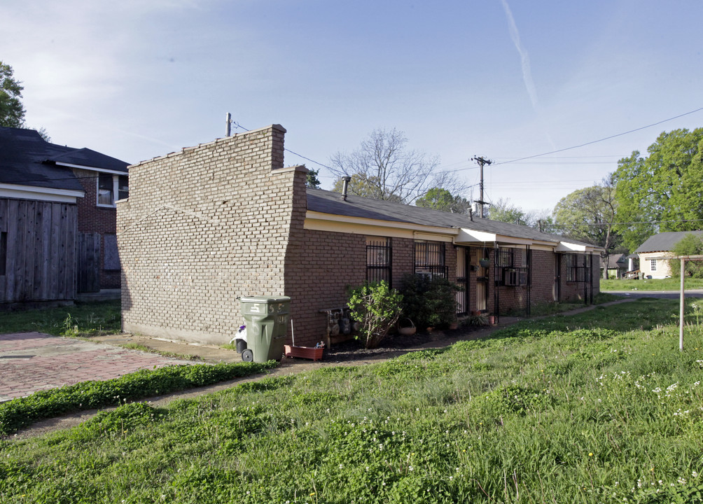 1215 Mississippi Blvd in Memphis, TN - Building Photo