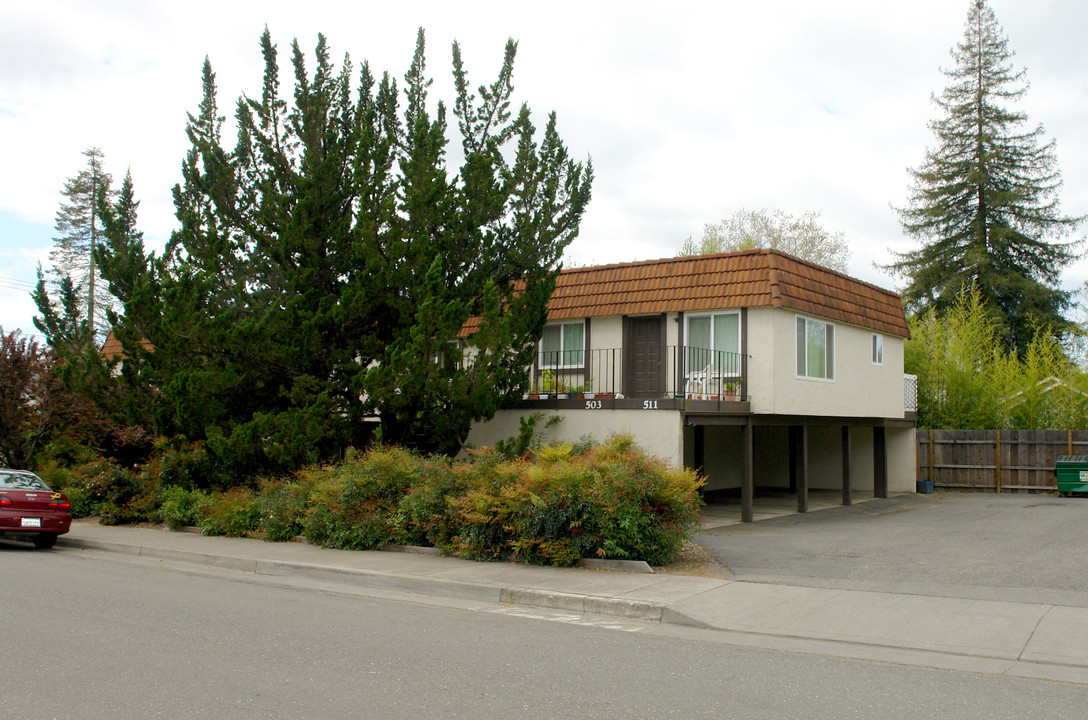 511 Brown St in Healdsburg, CA - Building Photo