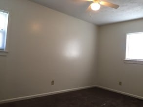 20 White Cir in Winchester, KY - Foto de edificio - Building Photo