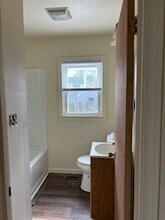 11 Central Ave in Pocomoke City, MD - Foto de edificio - Building Photo