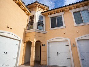 21 Via Visione in Henderson, NV - Building Photo - Building Photo