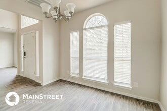 715 S Parks Dr in Desoto, TX - Foto de edificio - Building Photo