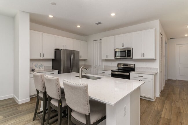 699 Veridian Cir NW in Palm Bay, FL - Building Photo - Building Photo