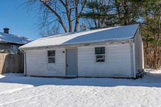 1634 N Olive St in South Bend, IN - Building Photo - Building Photo