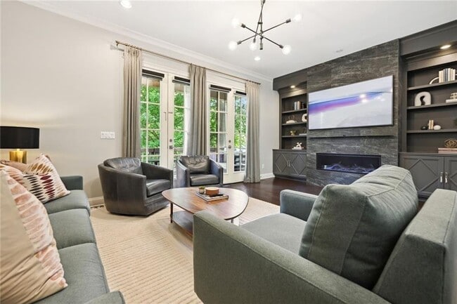 property at 805 Corduroy Ln