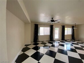 175 Real Long Way in Las Vegas, NV - Building Photo - Building Photo