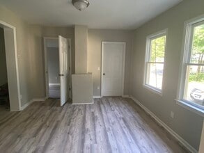 38 Summer St in Franklin, MA - Building Photo - Building Photo