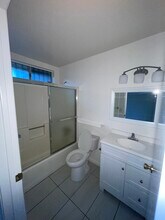11707 Otsego St, Unit F in Valley Village, CA - Building Photo - Building Photo