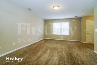 3977 Summerstone Dr in Columbus, OH - Building Photo - Building Photo