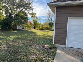 1138 N Sherman Ave in Springfield, MO - Building Photo - Building Photo